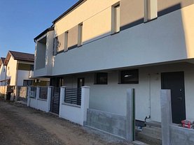 Casa de vânzare 5 camere, în Chiajna