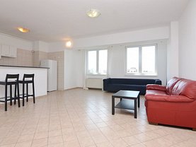 Apartament de vânzare 3 camere, în Bucuresti, zona Decebal