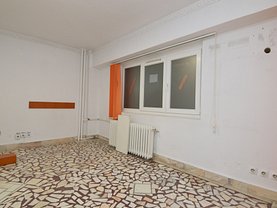 Apartament de închiriat 3 camere, în Bucureşti, zona Calea Călăraşilor