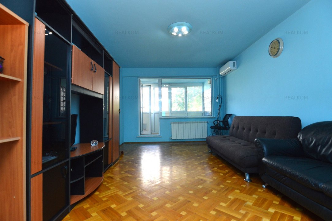 INCHIRIERE APARTAMENT 3 CAMERE DRISTOR - METROU DRISTOR