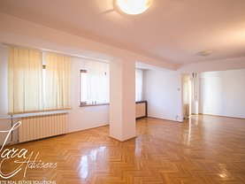 Apartament de închiriat 4 camere, în Bucuresti, zona Primaverii