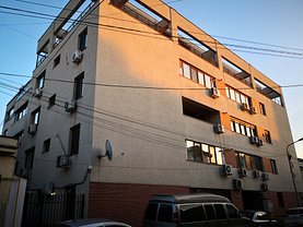 Apartament de închiriat 3 camere, în Bucuresti, zona Sala Palatului