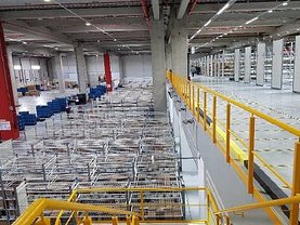 Închiriere spaţiu industrial