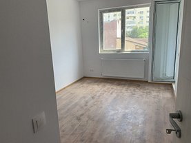 Apartament de vânzare 2 camere, în Bucuresti, zona Mihai Bravu