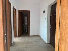 Apartament de vânzare 2 camere, în Bucureşti, zona Titan