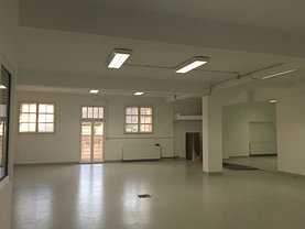 Închiriere spaţiu industrial