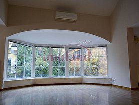 Casa de vânzare sau de închiriat 6 camere, în Bucureşti, zona Iancu Nicolae