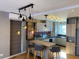Casa de închiriat 4 camere, în Bucureşti, zona Pipera