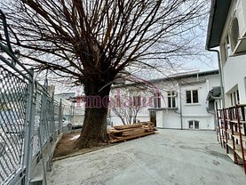 Casa de închiriat 11 camere, în Bucureşti, zona Ultracentral