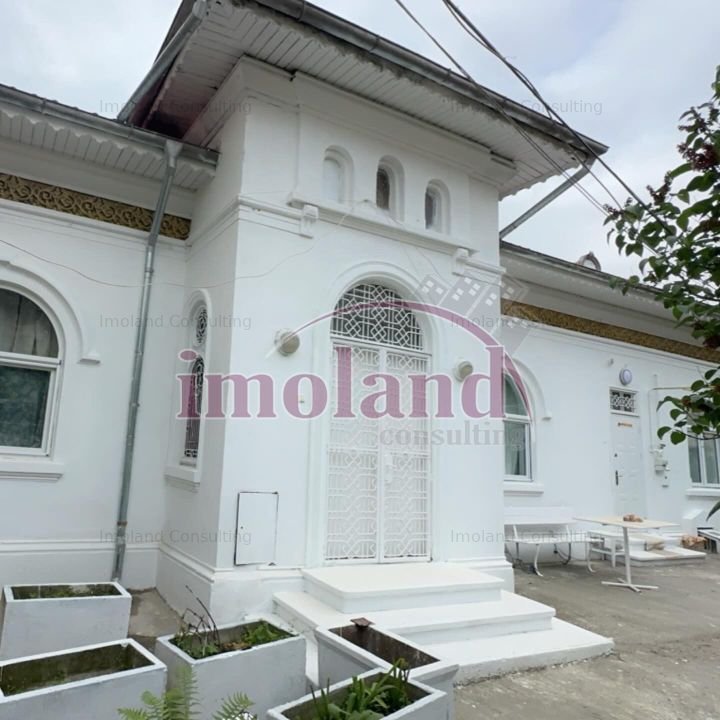 Casa de vanzare 2 camere Ultracentral