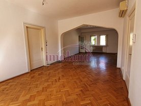 Închiriere spaţiu comercial