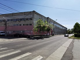 Vânzare spaţiu comercial