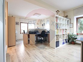 Apartament de vânzare 3 camere, în Cluj-Napoca, zona Bună Ziua