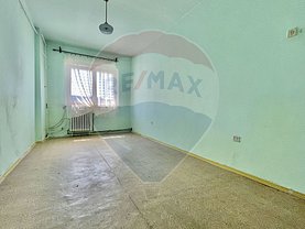 Apartament de vânzare 2 camere, în Cluj-Napoca, zona Mănăştur