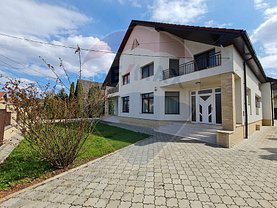 Casa de vânzare 10 camere, în Floresti, zona Central