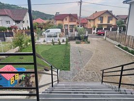 Casa de vânzare 4 camere, în Apahida