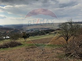 Teren constructii de vanzare, în Valcele