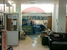 Vânzare spaţiu comercial