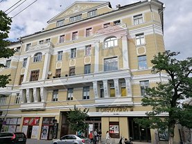 Vânzare spaţiu comercial