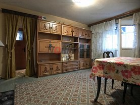 Apartament de vânzare 3 camere, în Bucureşti, zona Militari