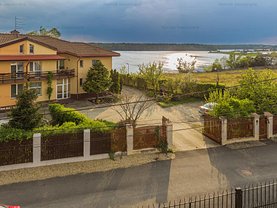 Casa de vânzare 7 camere, în Cernica