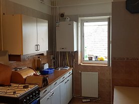 Apartament de închiriat 3 camere, în Brasov, zona Centrul Civic