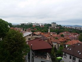 Casa de închiriat 4 camere, în Săcele, zona Bunloc