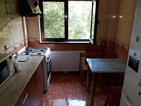 Apartament de vânzare 3 camere, în Bucuresti, zona Doamna Ghica