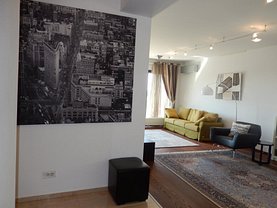 Apartament de vânzare 3 camere, în Bucureşti, zona Străuleşti
