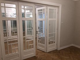 Apartament de vânzare sau de închiriat 5 camere, în Bucureşti, zona Cişmigiu