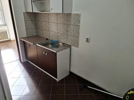 Garsonieră de închiriat, în Timişoara, zona Medicină