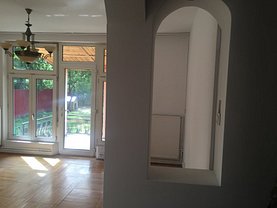Casa de închiriat 5 camere, în Timişoara, zona Aradului