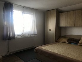 Casa de vânzare 4 camere, în Ghiroda