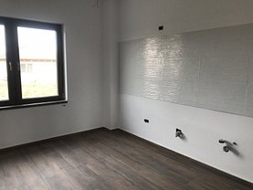 Casa de vânzare 5 camere, în Ghiroda