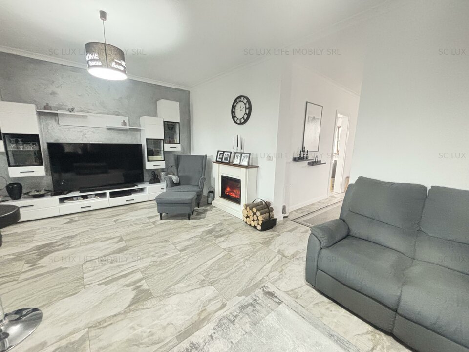 Vand casa în Covaci 169000 euro