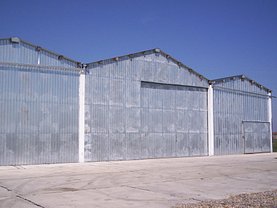 Vânzare spaţiu industrial