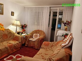 Apartament de vânzare 3 camere, în Bucureşti, zona Berceni