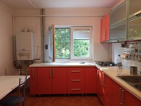 Apartament de vânzare 3 camere, în Bucureşti, zona Brâncoveanu