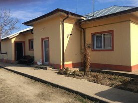 Casa de vânzare 3 camere, în Cretesti