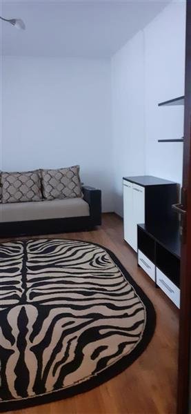 Berceni-Piata Sudului, apartament decomandat, bloc reabilitat, parter inalt cu b