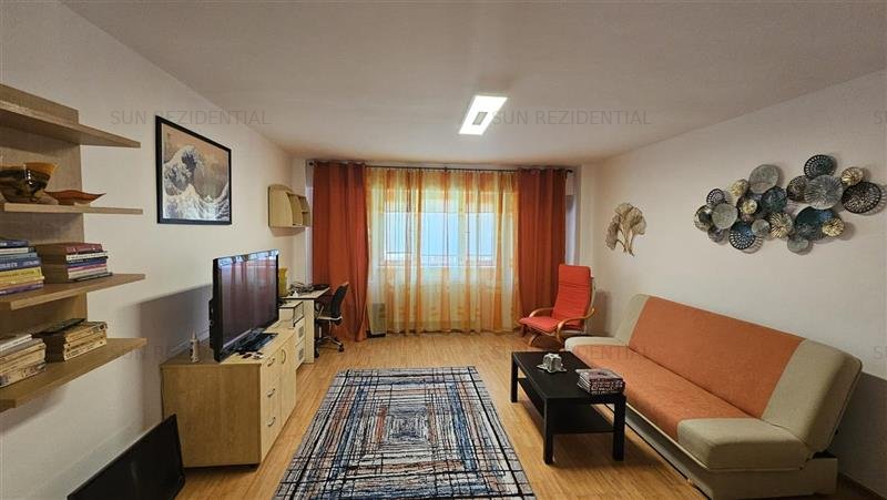Calea Calarasi,apartament 3 camere,loc parcare ,bloc reabilitat