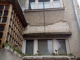 Casa de vânzare 13 camere, în Bucureşti, zona Domenii
