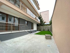 Apartament de vânzare 3 camere, în Bucureşti, zona Bucureştii Noi