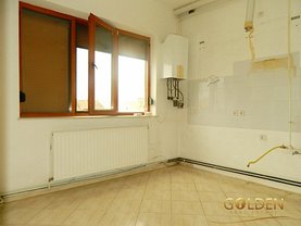Apartament de vânzare 4 camere în Vladimirescu