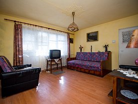 Apartament de vânzare 3 camere în Arad, Aurel Vlaicu