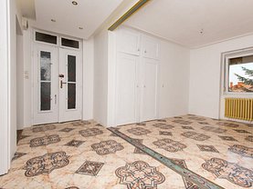Apartament de vânzare 4 camere, în Arad, zona Ultracentral