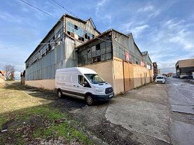 Vânzare spaţiu industrial