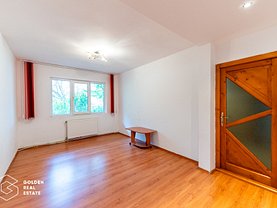 Apartament de vânzare 3 camere, în Arad, zona Fortuna
