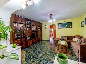 Apartament de vânzare 5 camere, în Arad, zona Micalaca