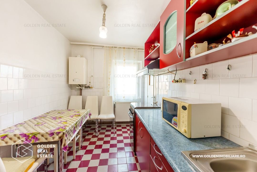 Apartament 2 camere, zona Vlaicu - Lebada, decomandat - imaginea 1